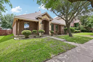 117 Brook Hollow Ln, Red Oak, TX 75154 - Photo 2