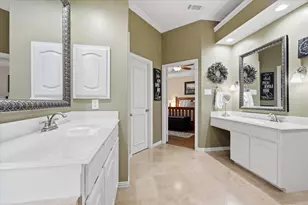 4420 Crown Knoll Cir, Flower Mound, TX 75028 - Photo 20