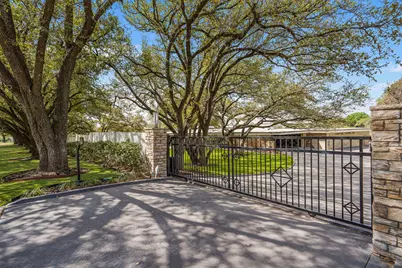 4400 Ridgehaven Road, Fort Worth, TX 76116 - Photo 4