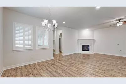 4502 Sapphire Falls Way, Arlington, TX 76005 - Photo 10