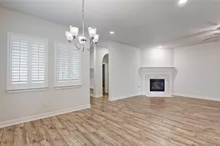 4502 Sapphire Fls Wy, Arlington, TX 76005 - Photo 10