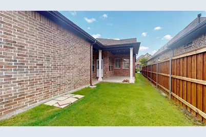 4502 Sapphire Falls Way, Arlington, TX 76005 - Photo 36
