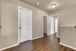 1044 Holly Anne Ln, Aubrey, TX 76227 - Photo 6
