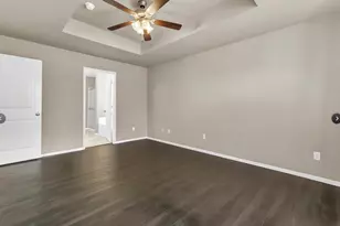 1044 Holly Anne Ln, Aubrey, TX 76227 - Photo 8