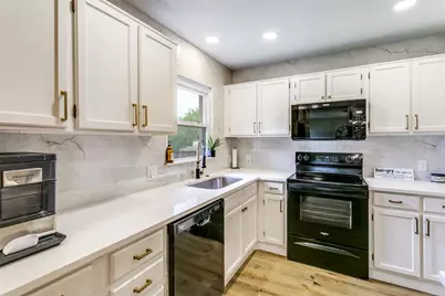 7833 Gaston Avenue, Fort Worth, TX 76116 - Photo 12