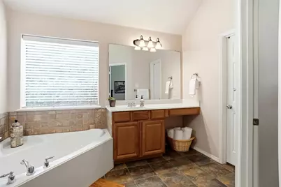 10141 Crawford Farms Drive, Fort Worth, TX 76244 - Photo 18