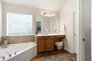 10141 Crawford Farms Dr, Fort Worth, TX 76244 - Photo 18