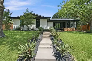 133 Edgewood Dr, Coppell, TX 75019 - Photo 2