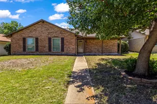 1644 Glenhill Ln, Lewisville, TX 75077 - Photo 1