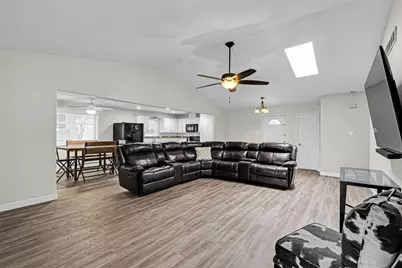 1644 Glenhill Lane, Lewisville, TX 75077 - Photo 6