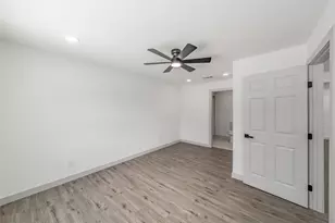 2005 Meadow Ln, Arlington, TX 76010 - Photo 14