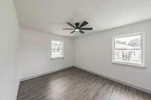2005 Meadow Ln, Arlington, TX 76010 - Photo 8