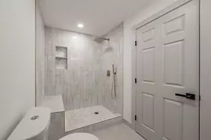 2005 Meadow Ln, Arlington, TX 76010 - Photo 16