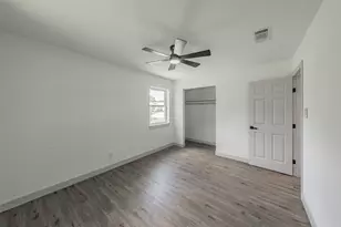 2005 Meadow Ln, Arlington, TX 76010 - Photo 14