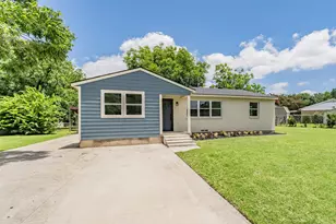 2005 Meadow Ln, Arlington, TX 76010 - Photo 2