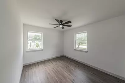 2005 Meadow Lane, Arlington, TX 76010 - Photo 12