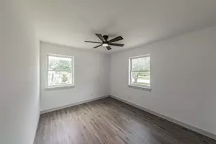 2005 Meadow Ln, Arlington, TX 76010 - Photo 12