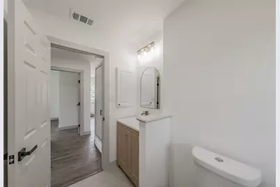 2005 Meadow Lane, Arlington, TX 76010 - Photo 8