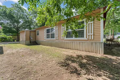 402 College Street, Grandview, TX 76050 - Photo 26