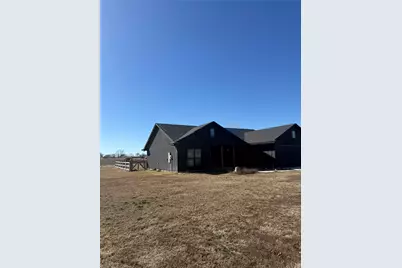 142 County Road 2630, Decatur, TX 76234 - Photo 2