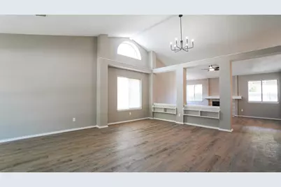 7801 Estates Way, Rowlett, TX 75089 - Photo 4