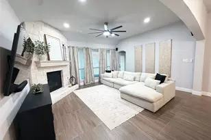 1525 Jocelyn Dr, Fort Worth, TX 76052 - Photo 4