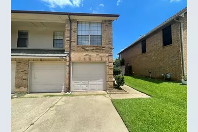 1226 Hudgins Street #A, Grapevine, TX 76051 - Photo 2