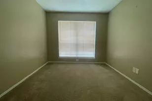 1226 W Hudgins St, Grapevine, TX 76051 - Photo 26