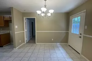 1226 W Hudgins St, Grapevine, TX 76051 - Photo 6