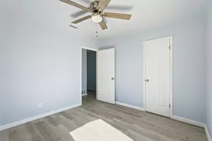 1813 Crockett St, Garland, TX 75042 - Photo 10