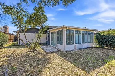 1813 Crockett Street, Garland, TX 75042 - Photo 38