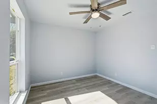 1813 Crockett St, Garland, TX 75042 - Photo 12
