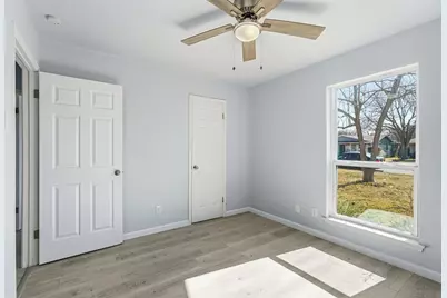 1813 Crockett Street, Garland, TX 75042 - Photo 10