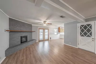 553 NW Janie Lane, Burleson, TX 76028 - Photo 6