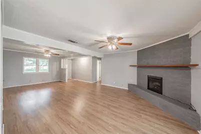 553 NW Janie Lane, Burleson, TX 76028 - Photo 8