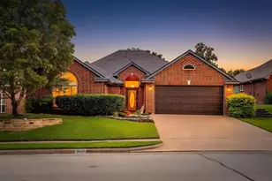 3820 Misty Glen Ct, Bedford, TX 76021 - Photo 4