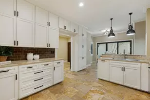 4390 Cochran Chapel Cir, Dallas, TX 75209 - Photo 12