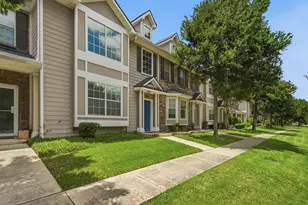 2202 Sandshell St, Bedford, TX 76021 - Photo 4