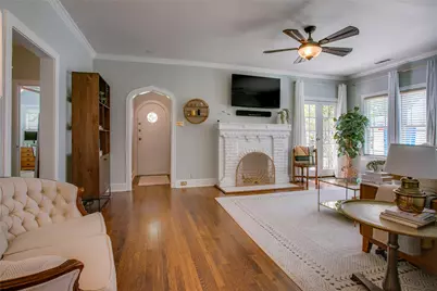 919 Salmon Drive, Dallas, TX 75208 - Photo 6