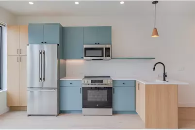 309 W Daggett Avenue #203, Fort Worth, TX 76104 - Photo 2