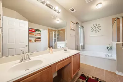 2739 Ferdinand, Grand Prairie, TX 75054 - Photo 18