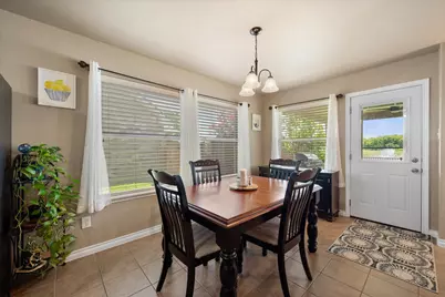 2739 Ferdinand, Grand Prairie, TX 75054 - Photo 10
