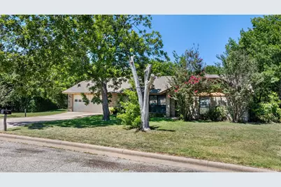 515 Spring Meadow Street, Stephenville, TX 76401 - Photo 26