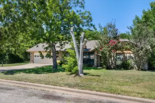 515 Spring Meadow St, Stephenville, TX 76401 - Photo 26