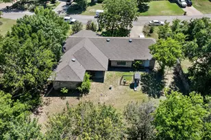 515 Spring Meadow St, Stephenville, TX 76401 - Photo 30