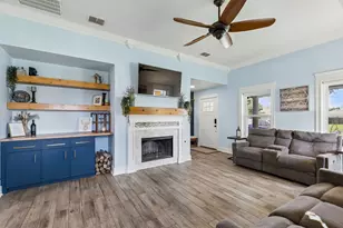 13724 Trail Break Dr, Fort Worth, TX 76052 - Photo 6
