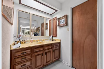 7044 Comanche Trail, Austin, TX 78732 - Photo 22