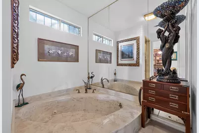 7044 Comanche Trail, Austin, TX 78732 - Photo 16