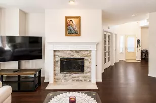 5412 Pecan Creek Cir, Fort Worth, TX 76244 - Photo 6