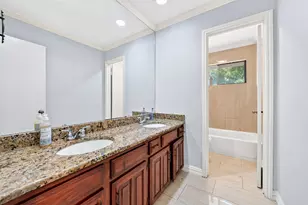 310 Overland Dr, Garland, TX 75040 - Photo 18
